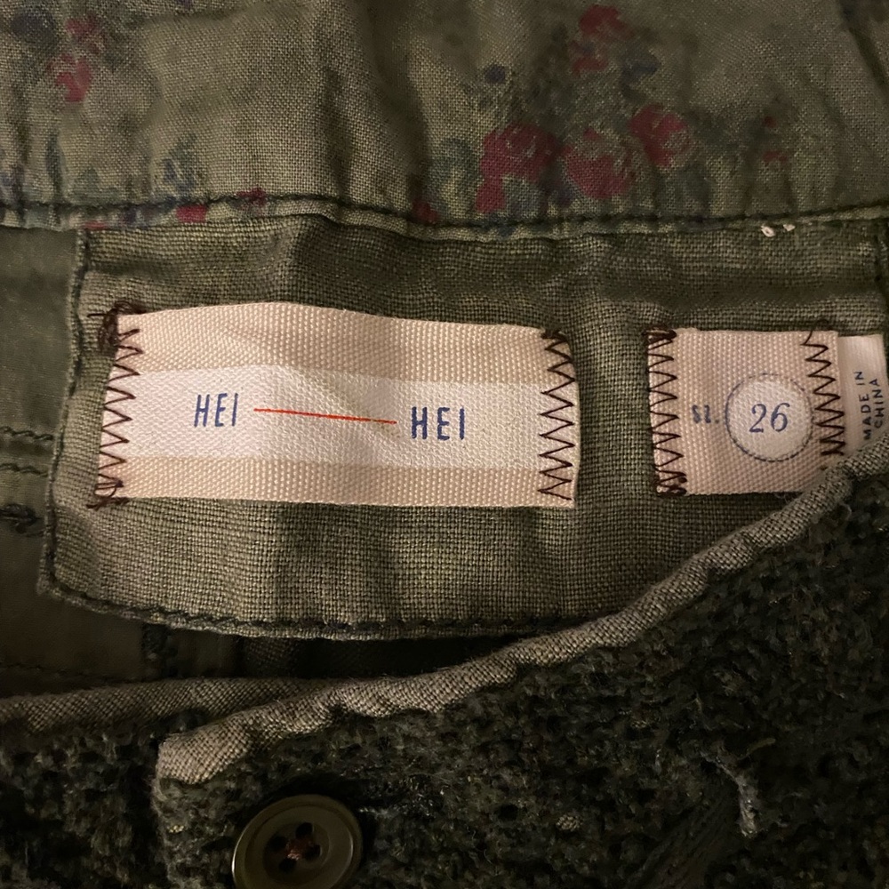 Anthropologie Hei Hei green linen roll up pant size 26